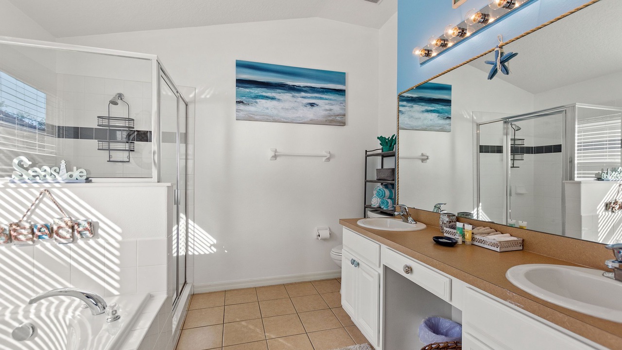 Photo of Bathroom in Highgate Park