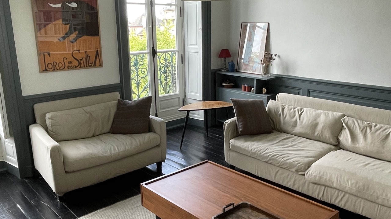 Photo of Livingroom in Colombier - Champ de Mars