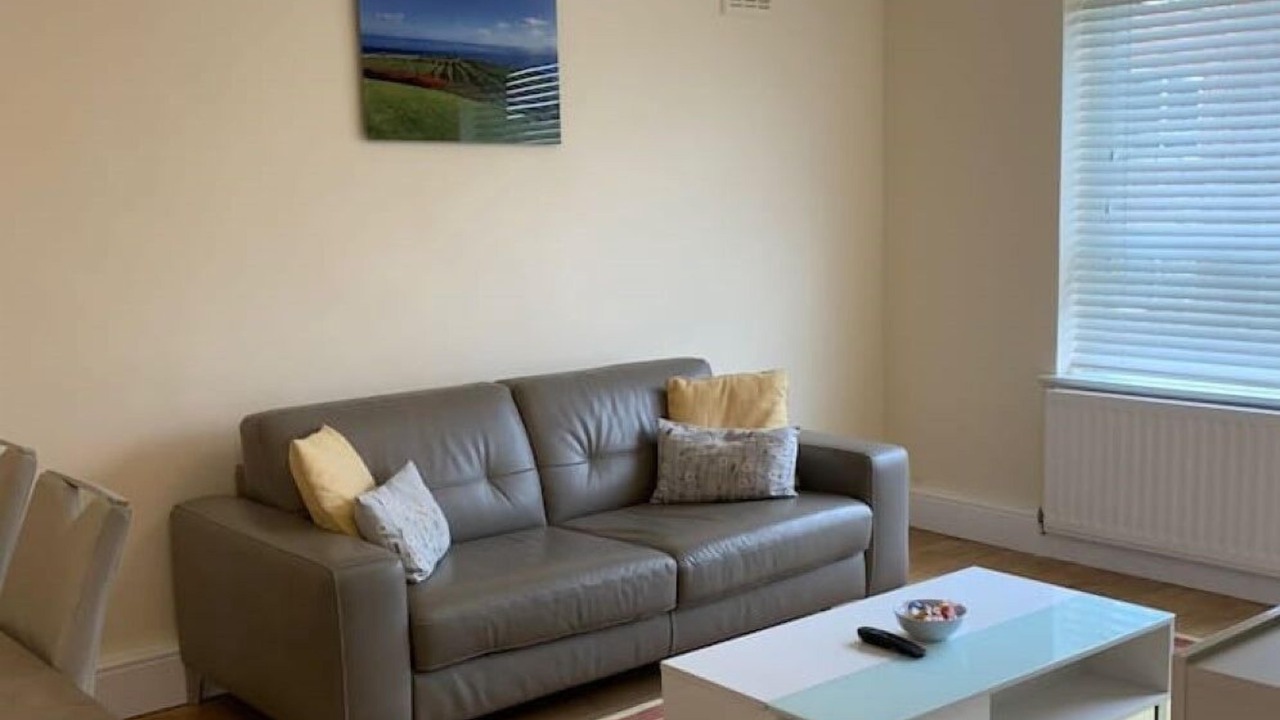 Photo of Livingroom in Southgate