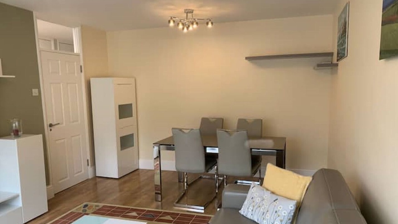 Photo of Livingroom in Southgate