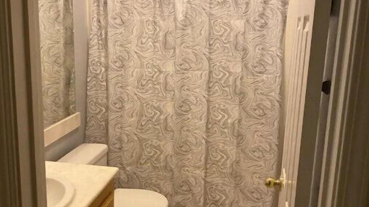 Photo of Bathroom in North Natomas