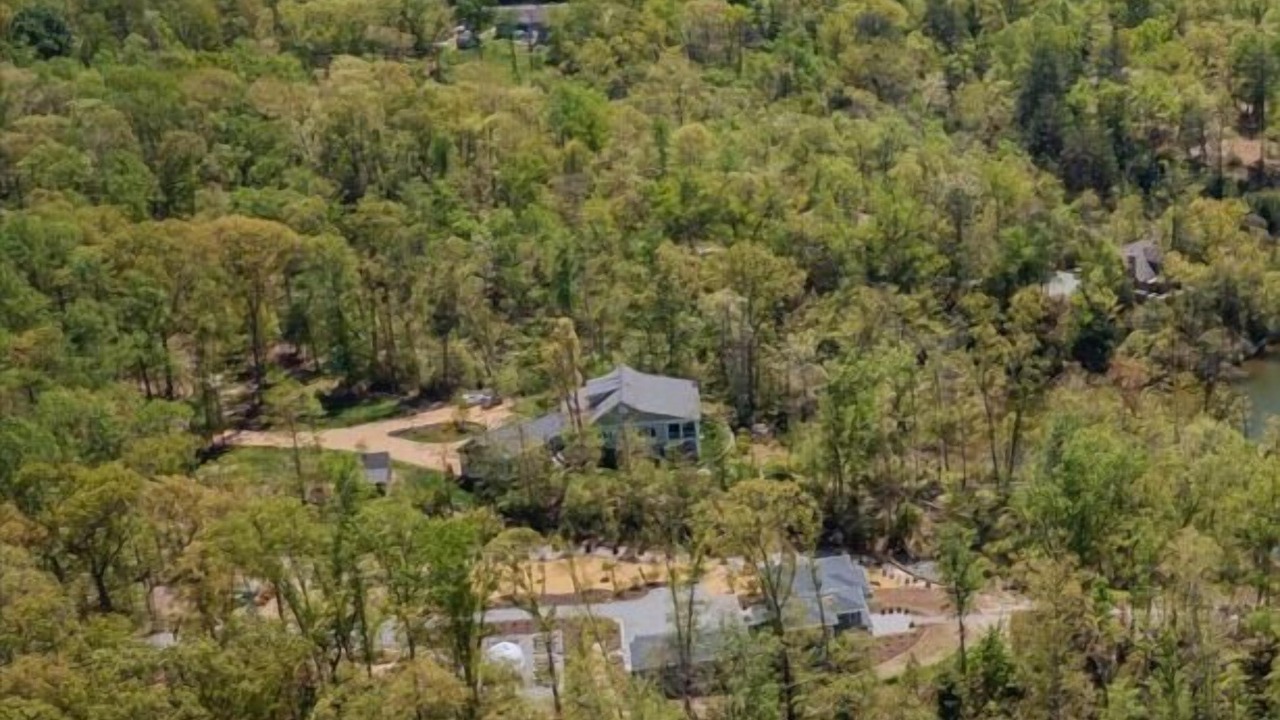 Photo of Others in Weems