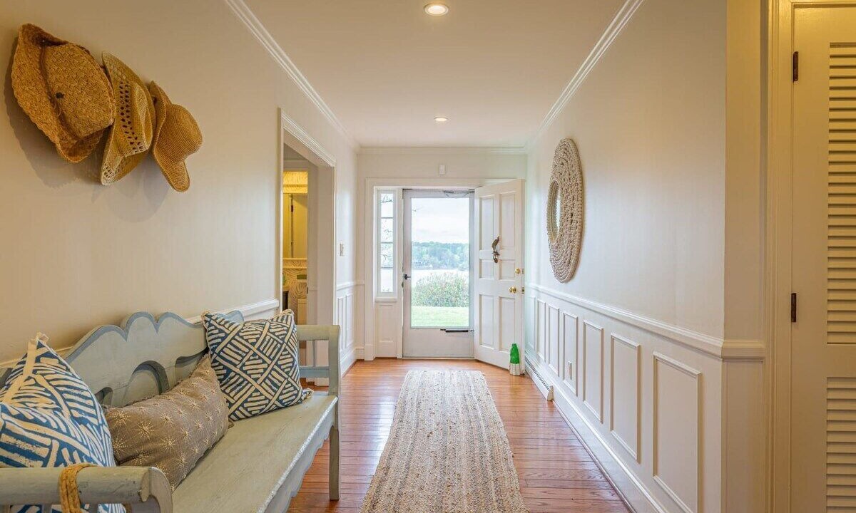 Photo of Others in Weems