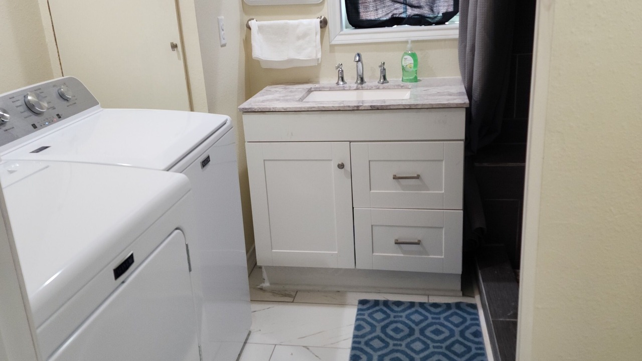 Photo of Bathroom in Plainview