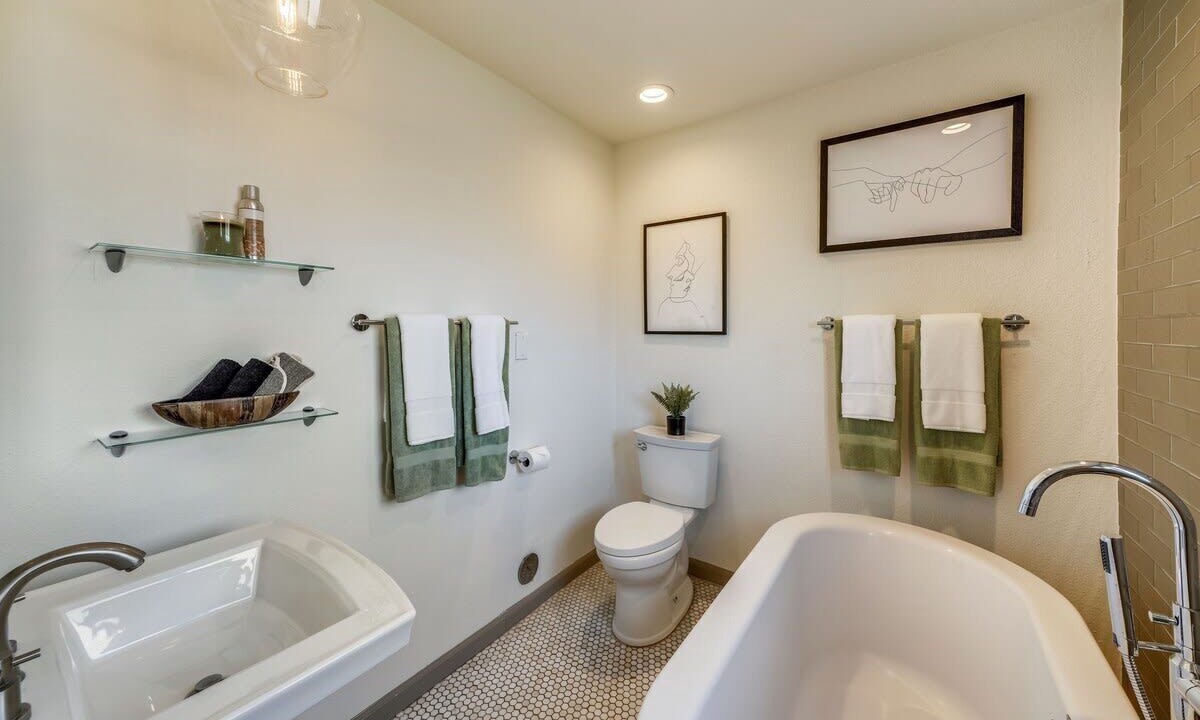Photo of Bathroom in Scottsdale Country Acres