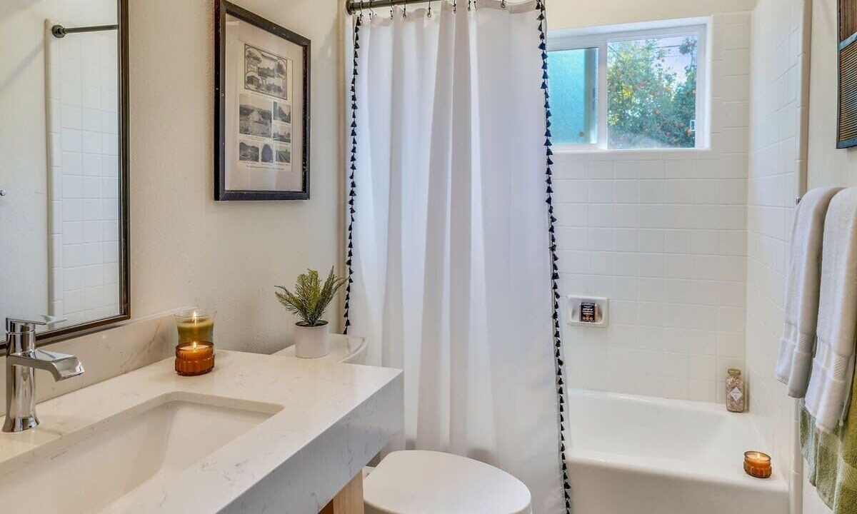 Photo of Bathroom in Scottsdale Country Acres