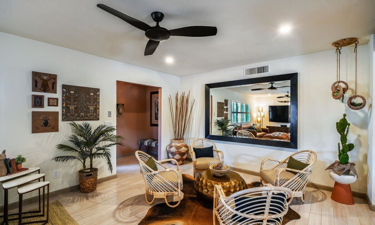 Photo of Livingroom in Scottsdale Country Acres