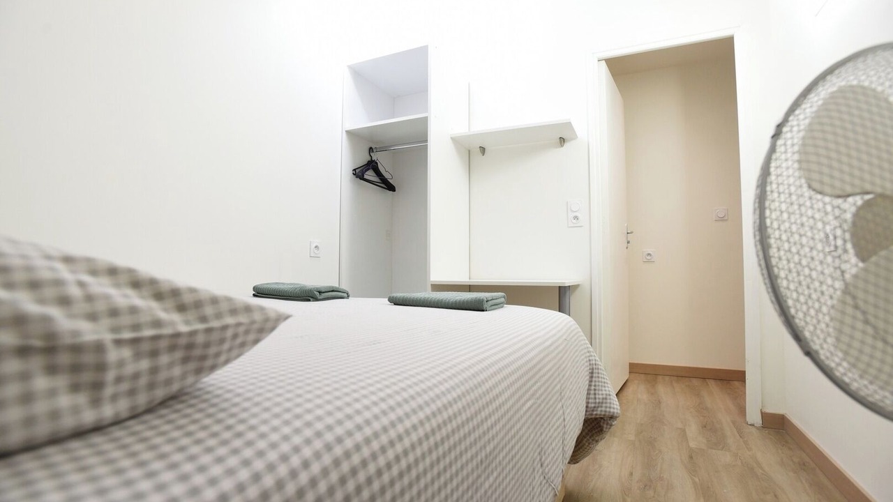 Photo of Bedroom in Caderousse