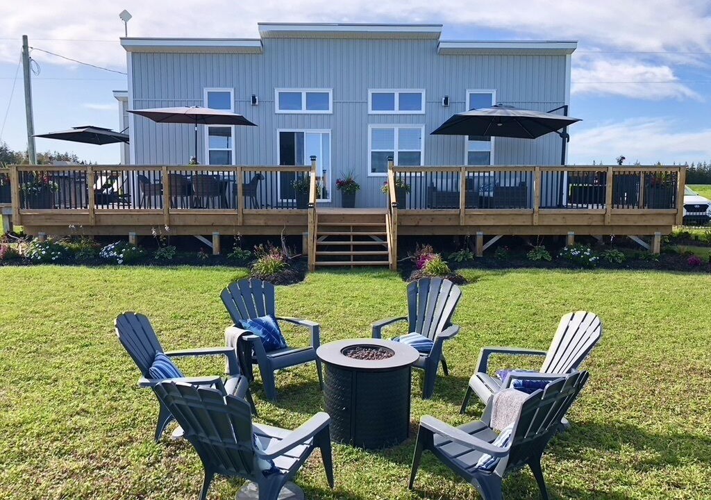 Photo of Patio Balcony in Charlotte's Shore