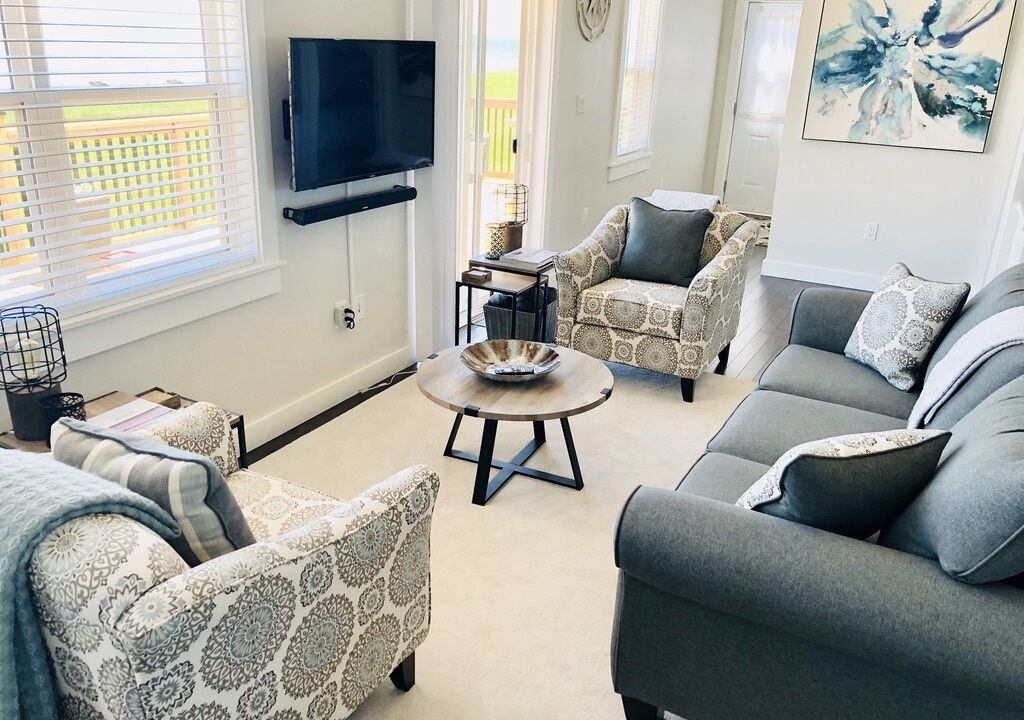 Photo of Livingroom in Charlotte's Shore