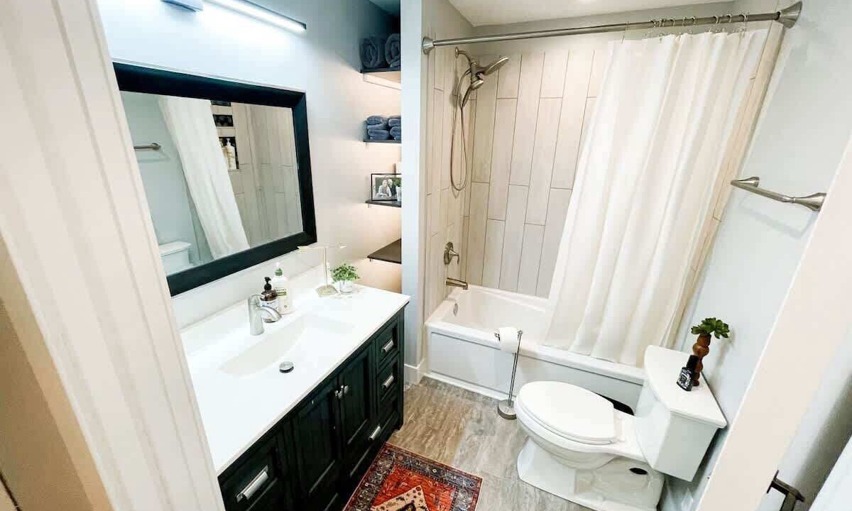 Photo of Bathroom in Lincoln