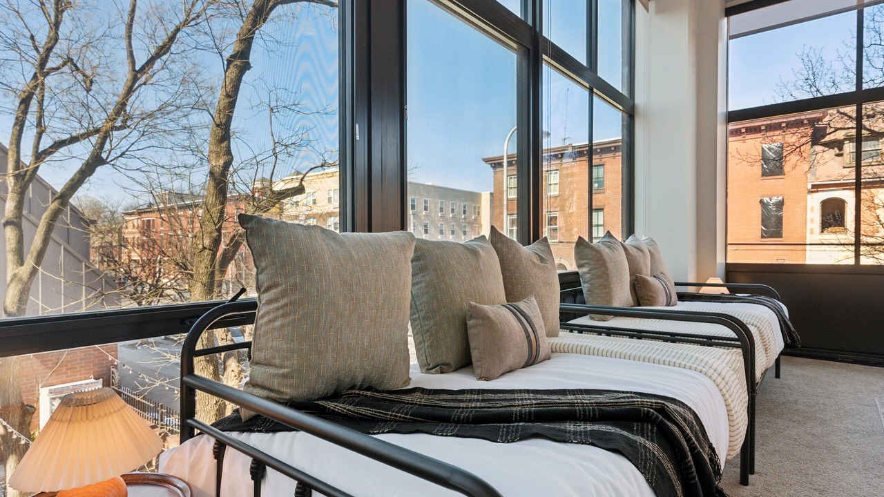 Photo of Bedroom in Fairmount