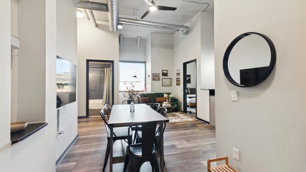 Photo of Others in Fairmount