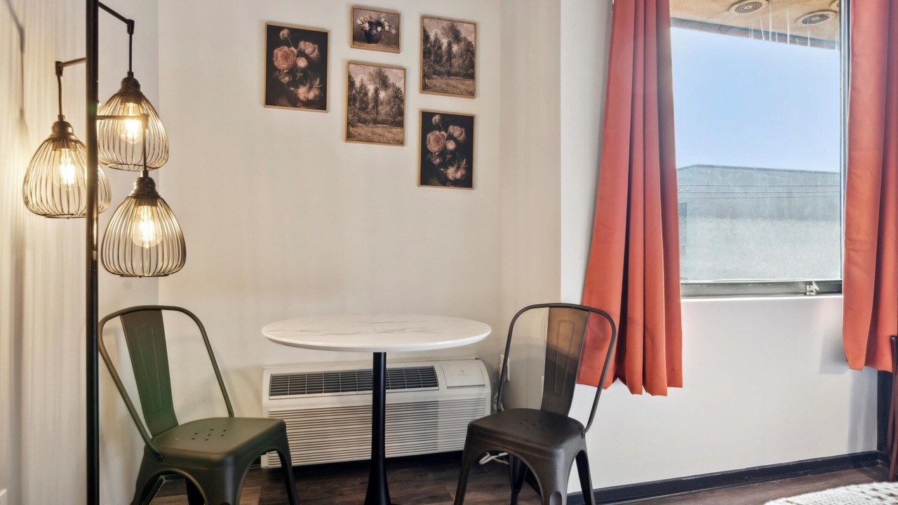 Photo of Others in Fairmount