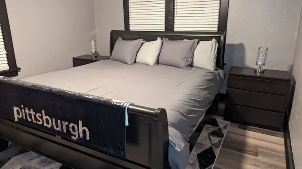 Photo of Bedroom in Swissvale