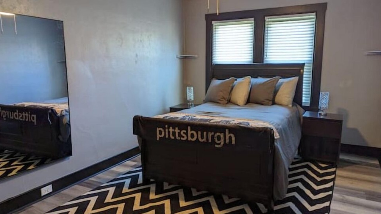Photo of Bedroom in Swissvale