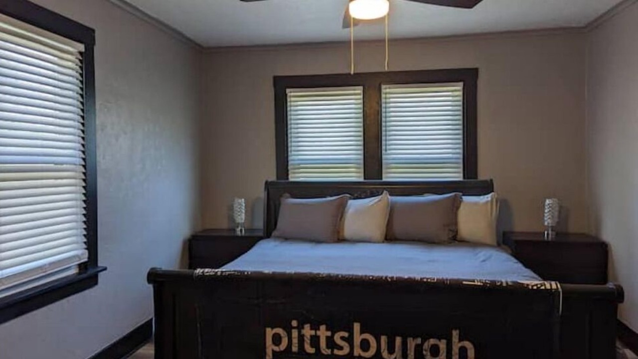 Photo of Bedroom in Swissvale