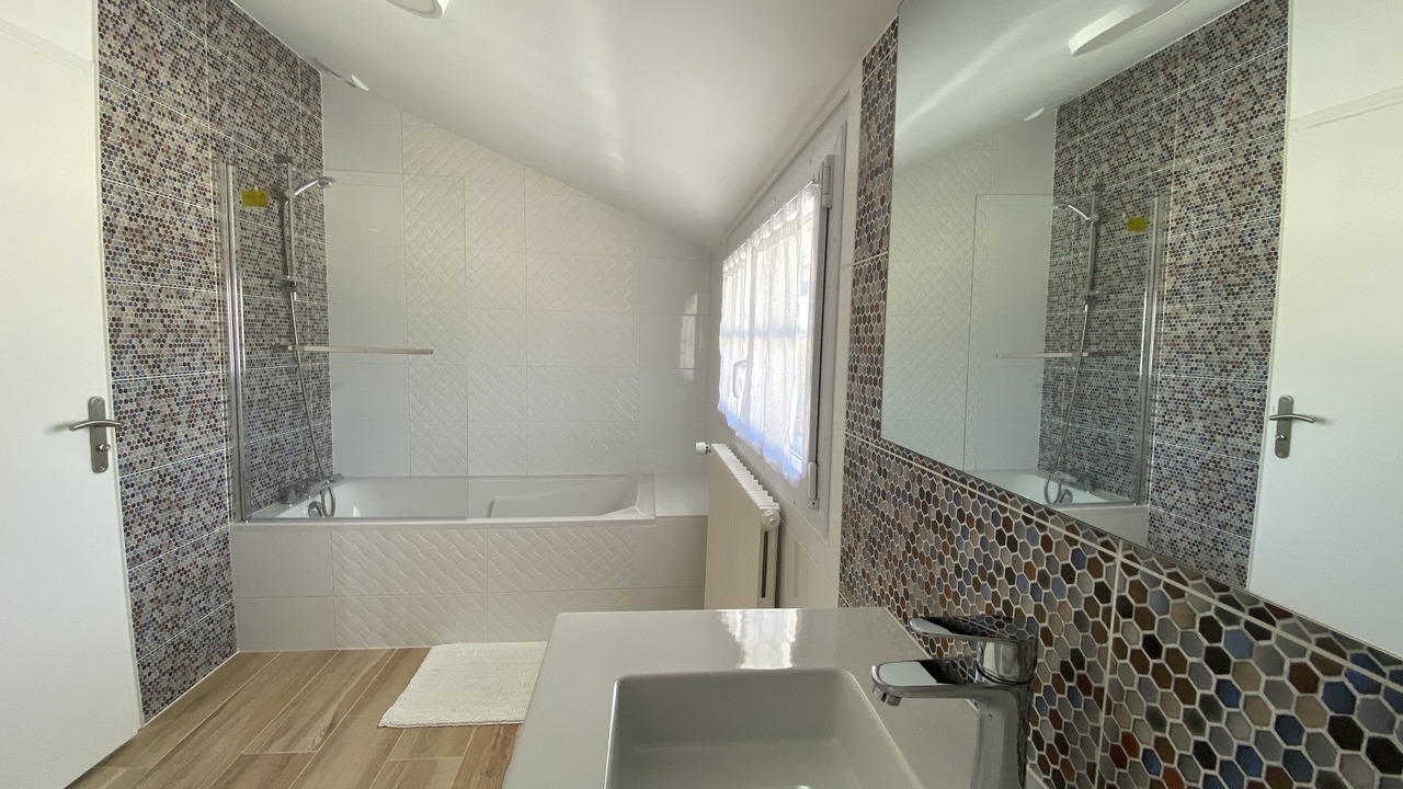 Photo of Bathroom in Jard-sur-Mer