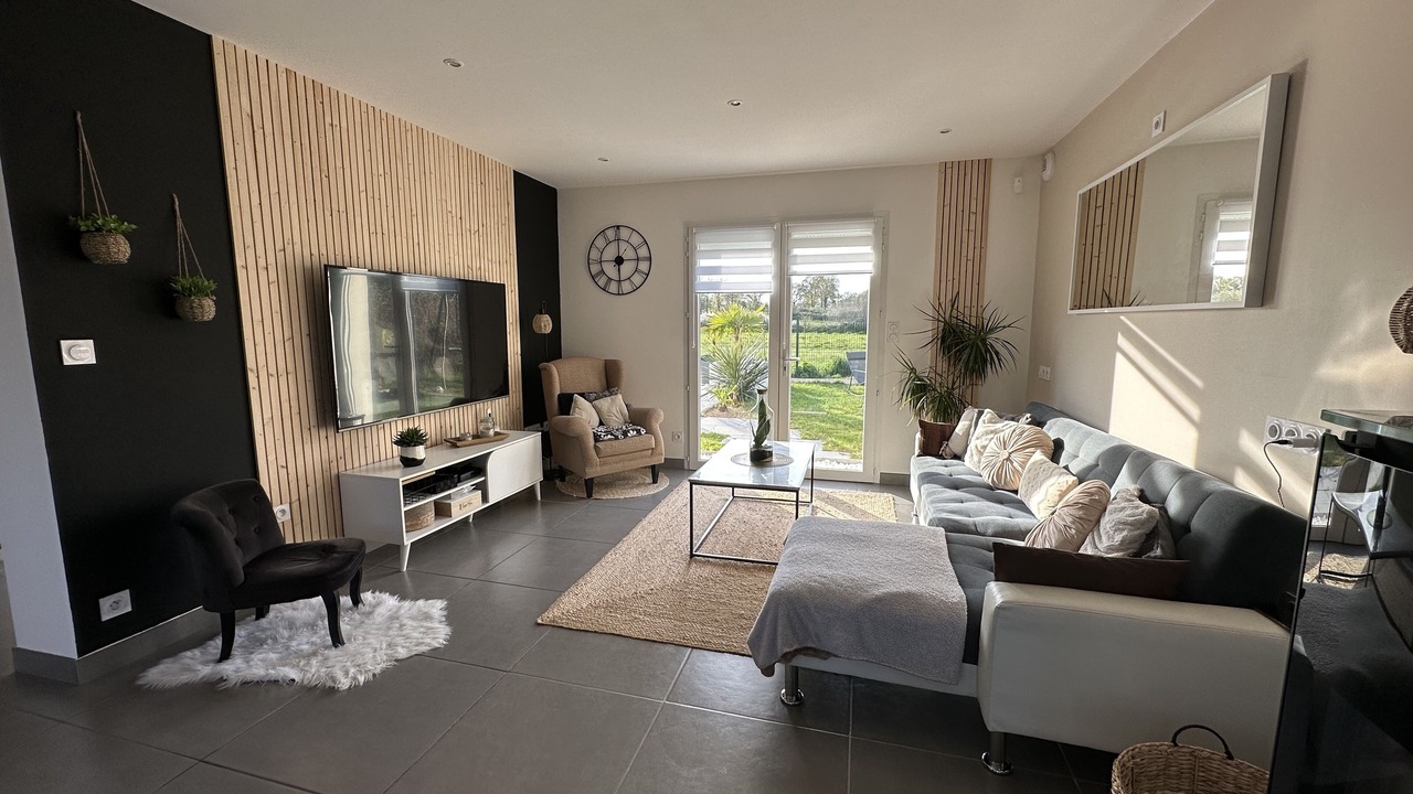 Photo of Livingroom in Saint-Andre-des-Eaux