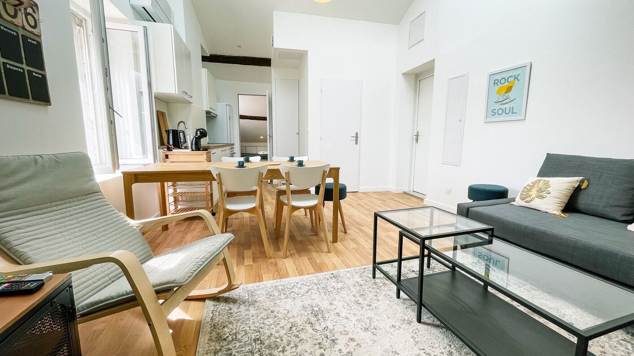 Photo of Livingroom in Secteur 2
