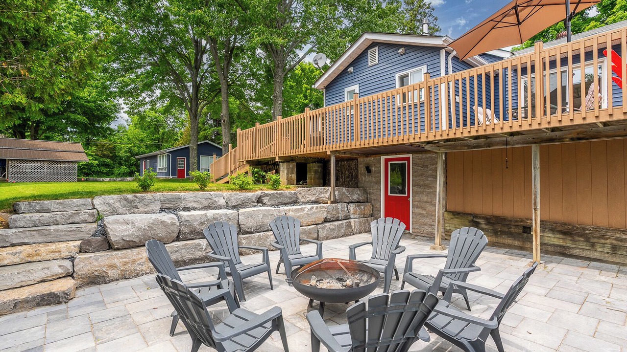 Photo of Patio Balcony in Head Lake