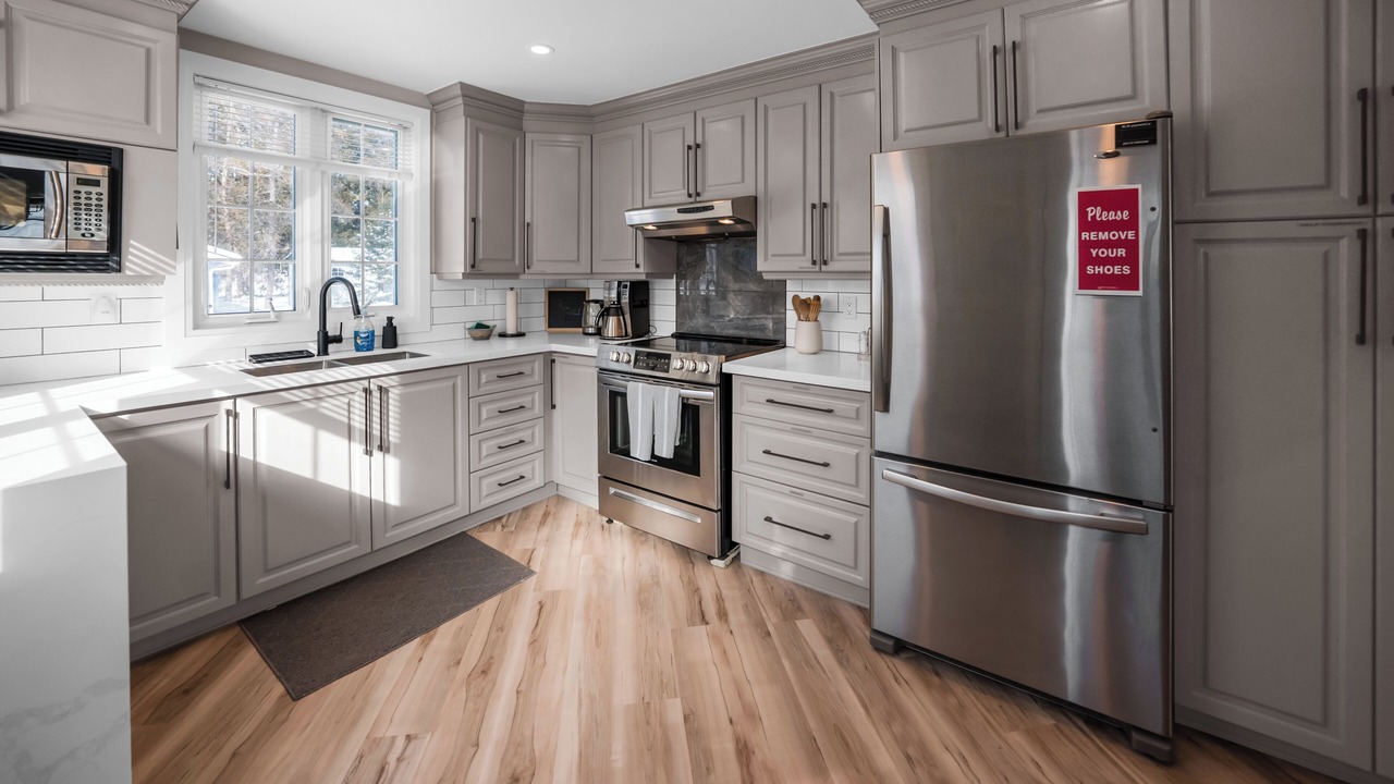Photo of Kitchen in Head Lake