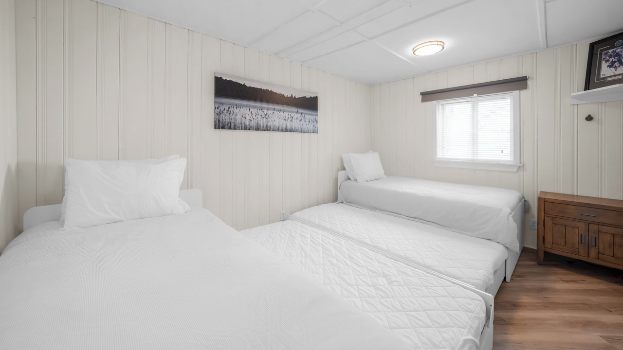 Photo of Bedroom in Head Lake