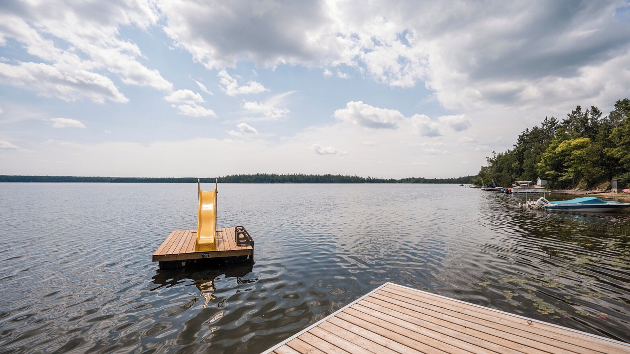 Photo of Others in Head Lake