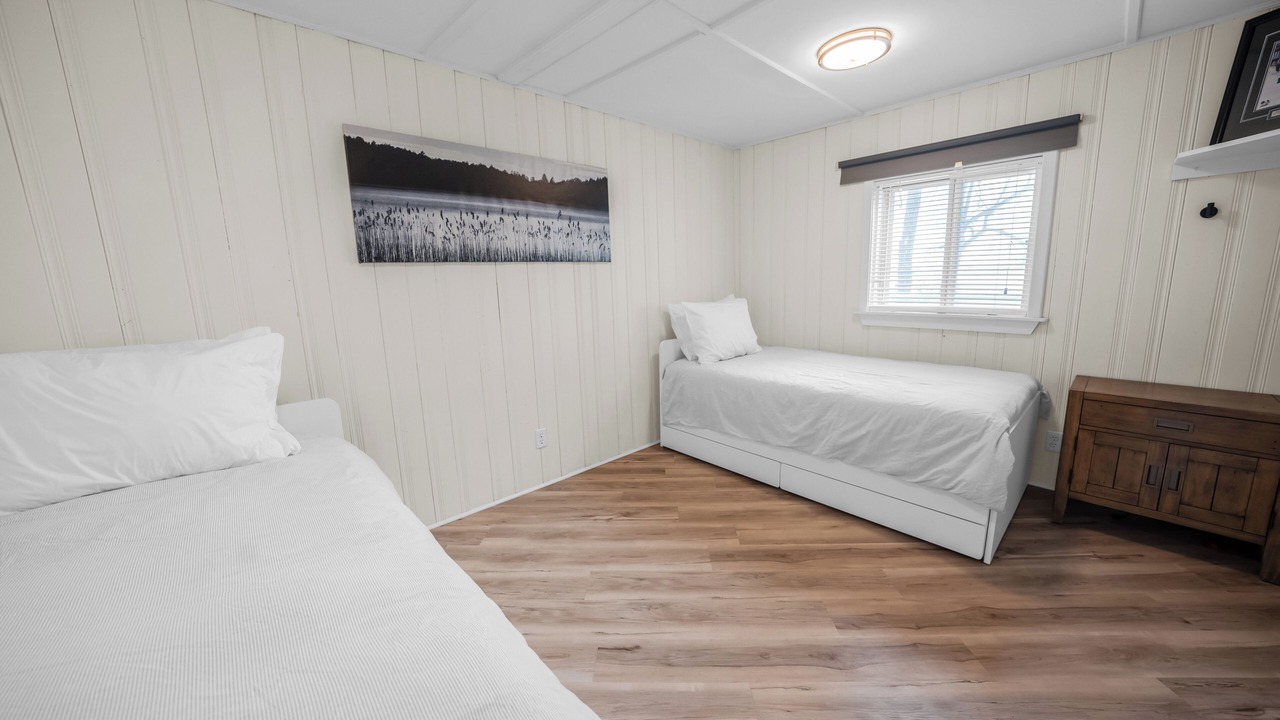 Photo of Bedroom in Head Lake