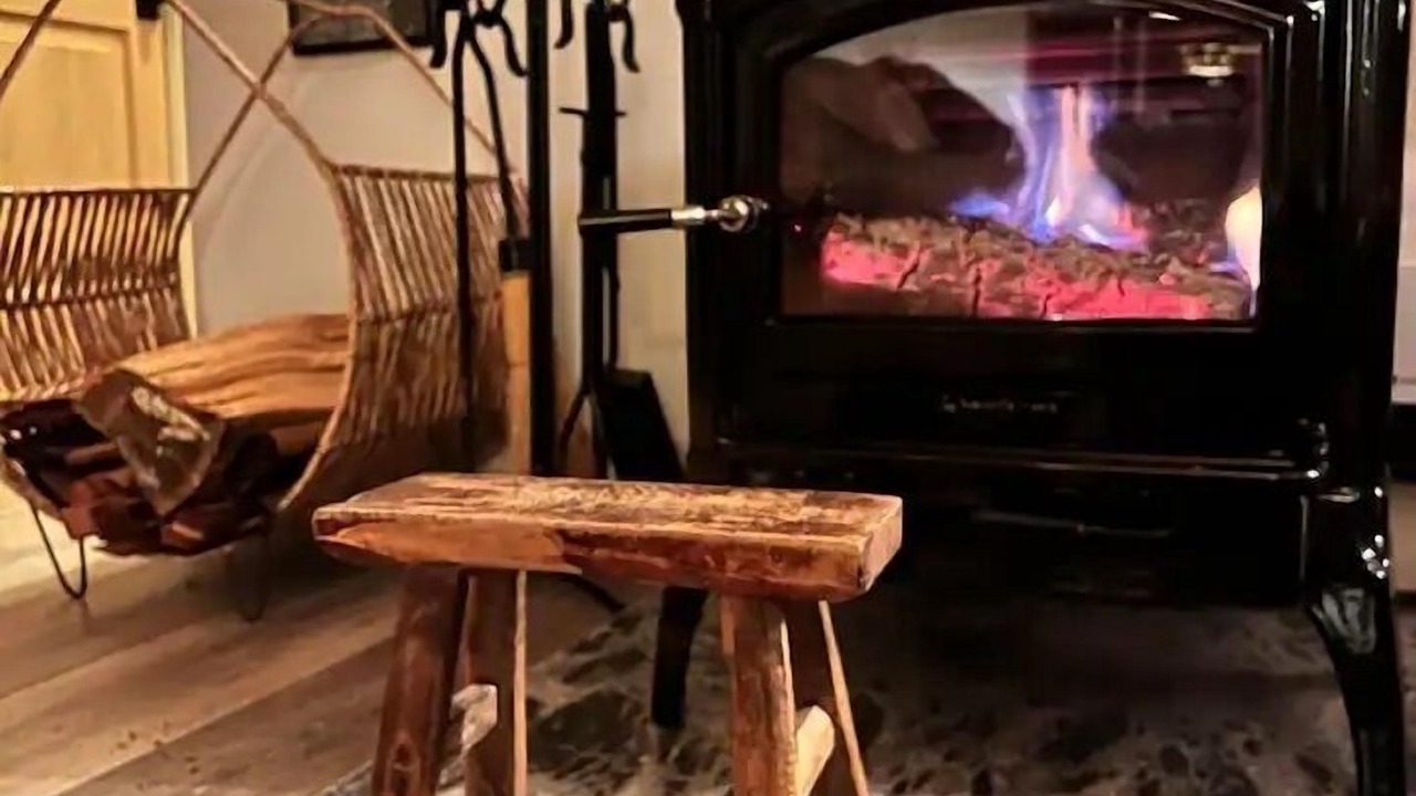 Photo of Others in Lyle