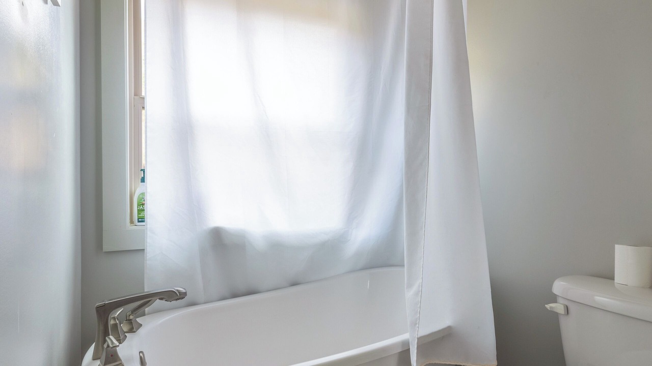 Photo of Bathroom in Lyle