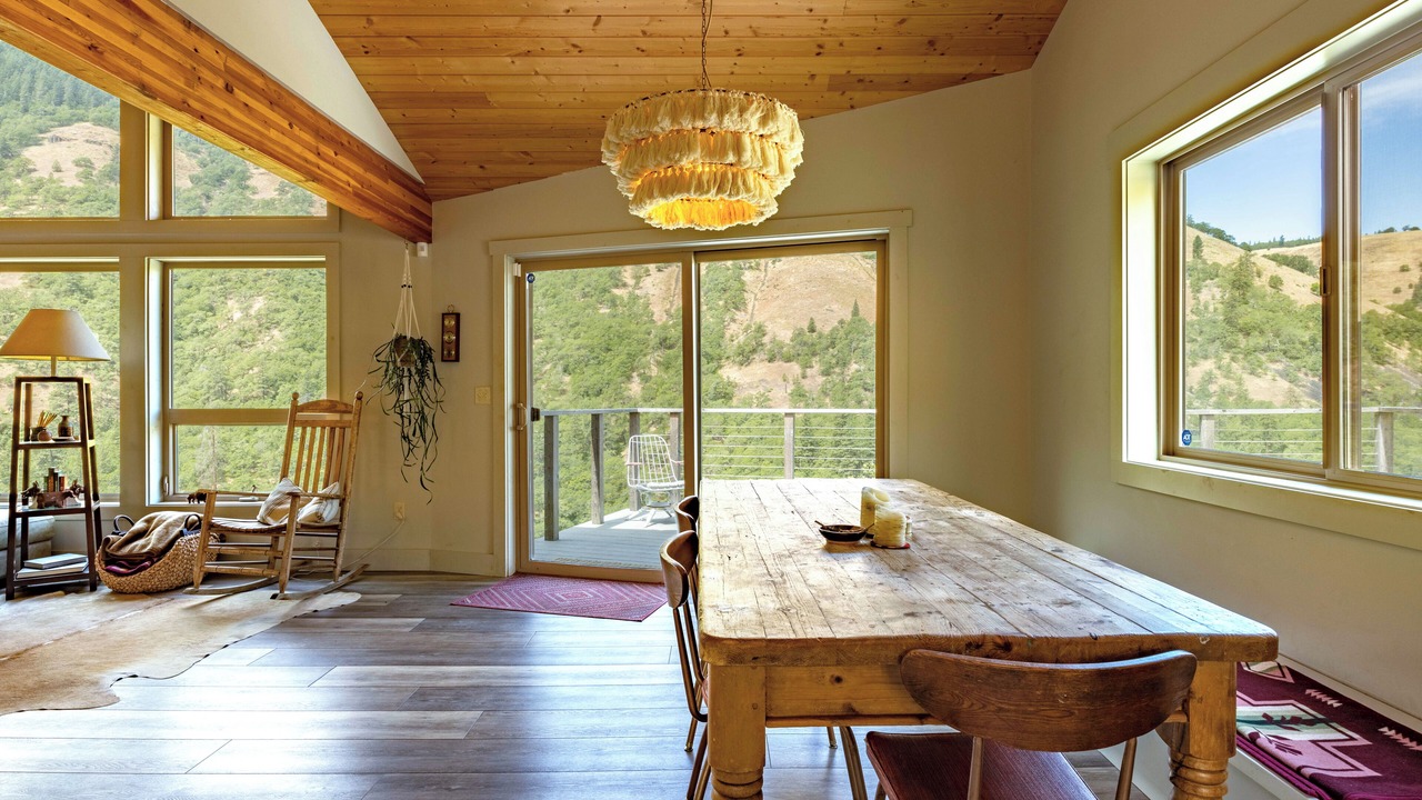 Photo of Others in Lyle