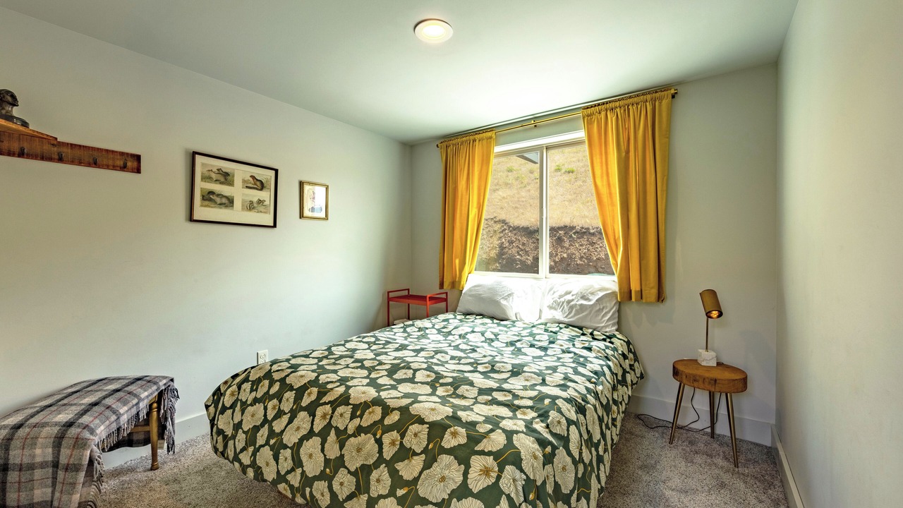 Photo of Bedroom in Lyle