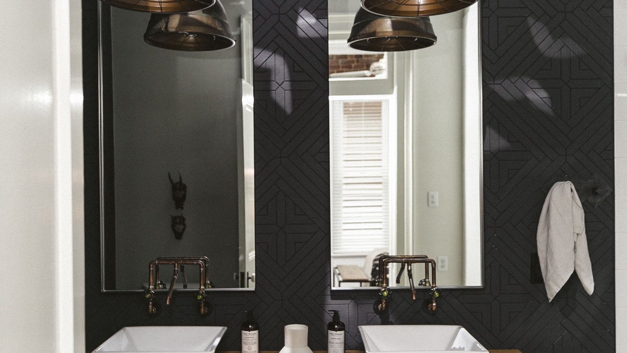 Photo of Bathroom in Bowling Green