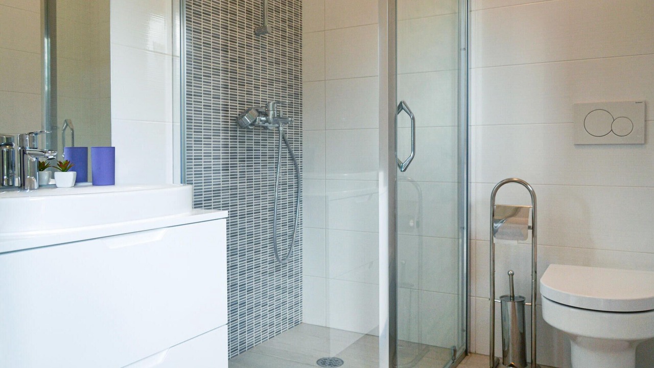 Photo of Bathroom in Sarsoni
