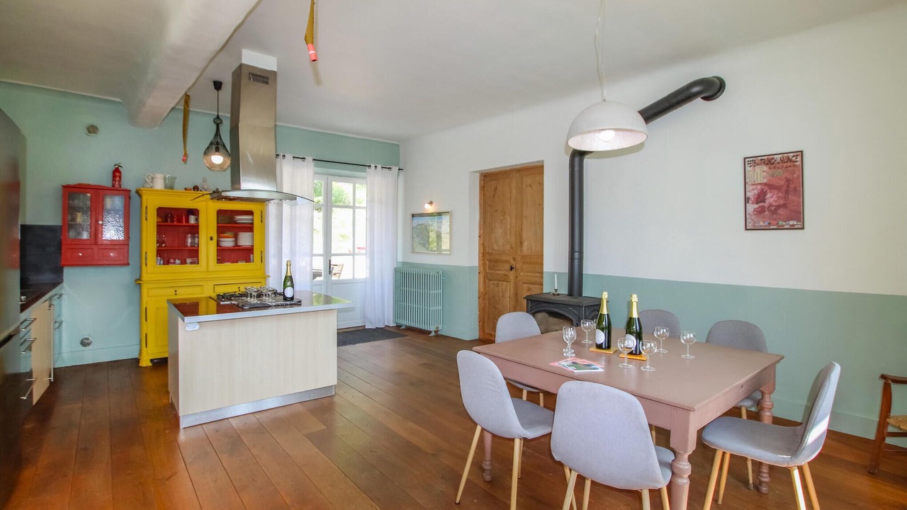 Photo of Others in Die