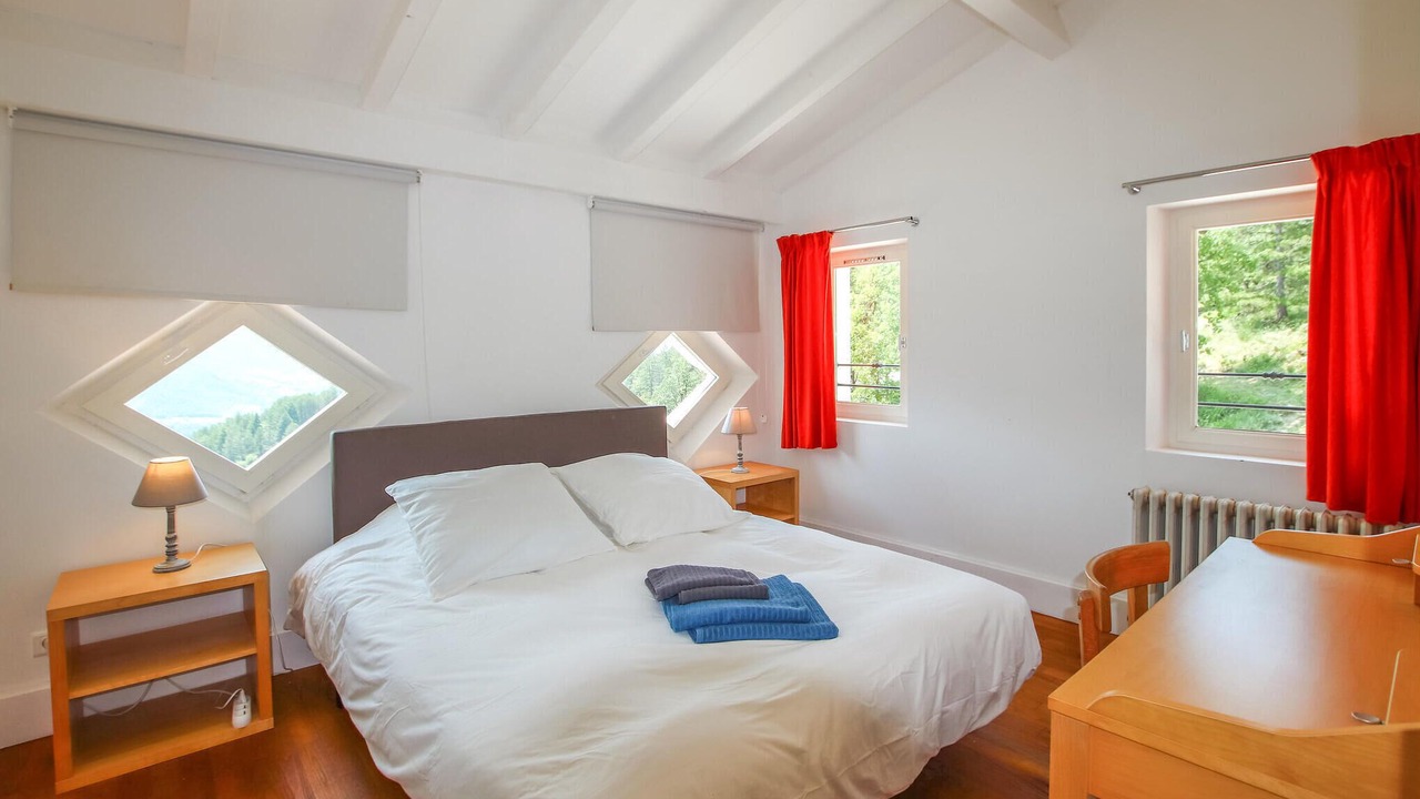 Photo of Others in Die