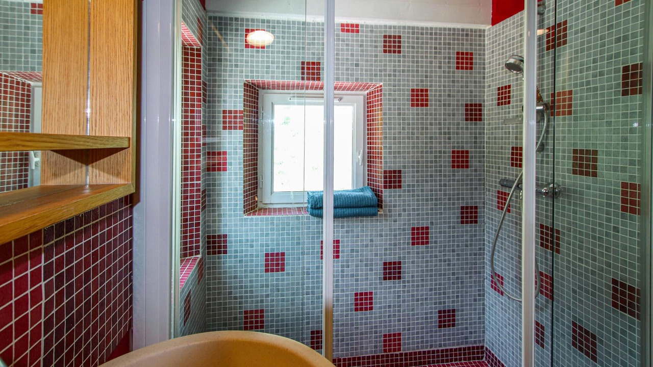 Photo of Bathroom in Die