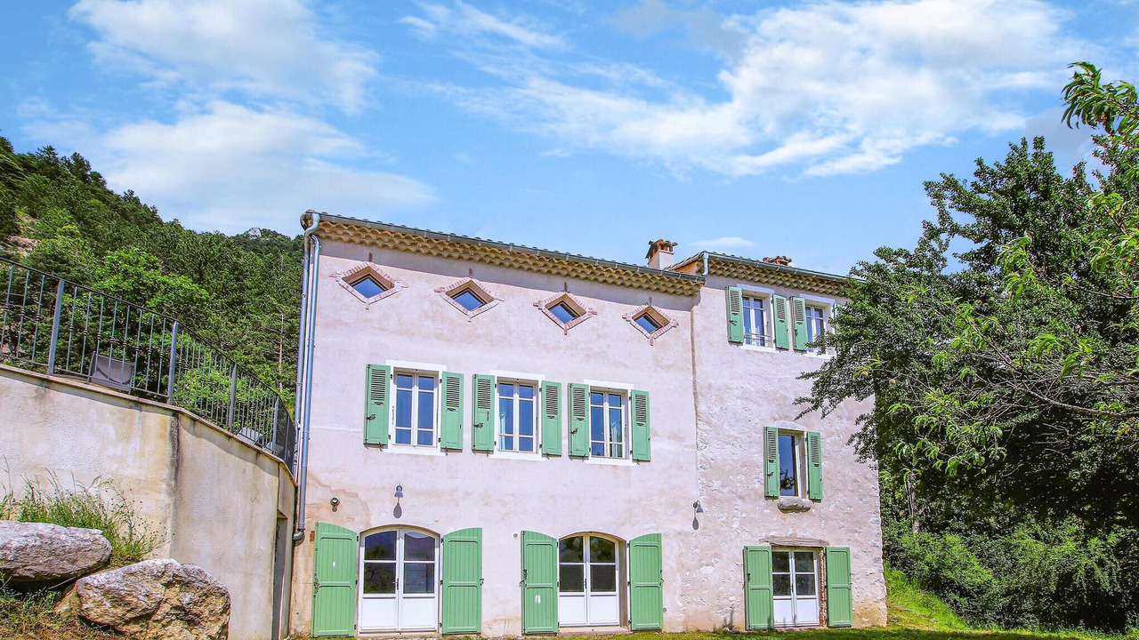 Photo of Others in Die