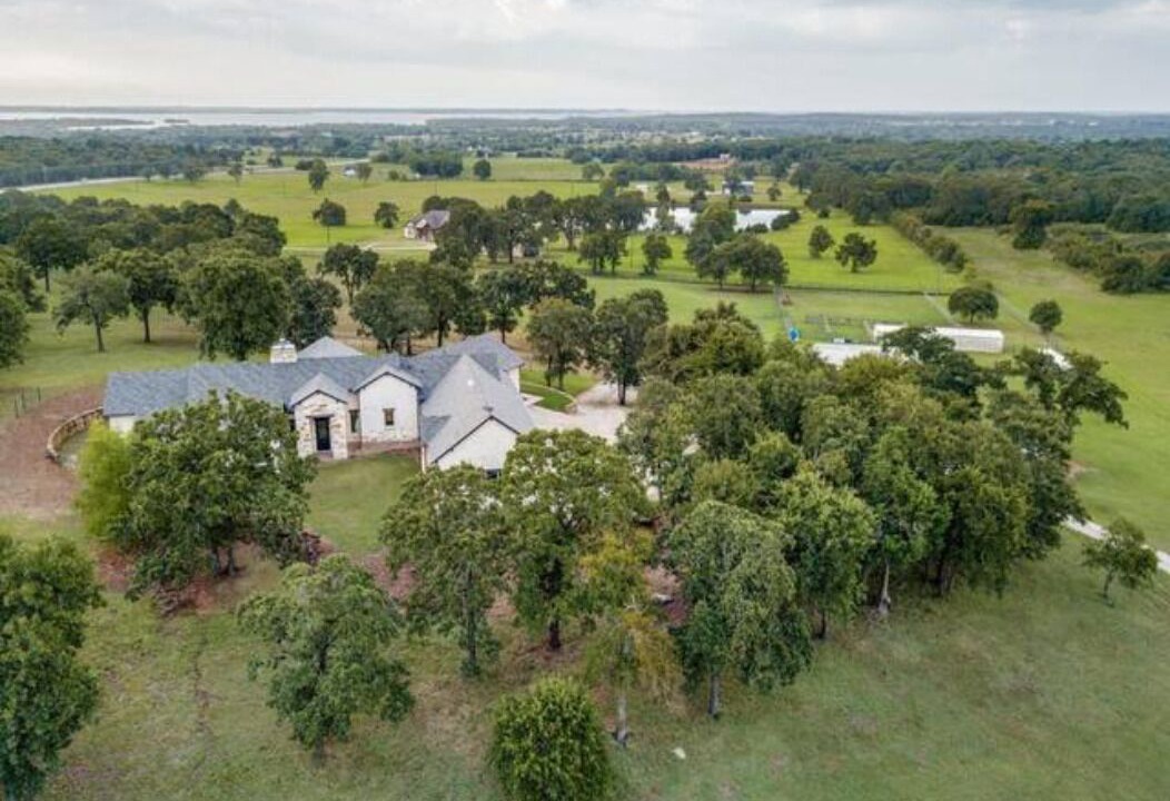 Photo of Outdoor in Valley View
