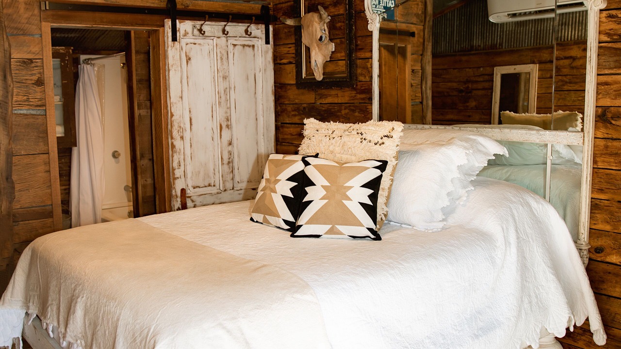 Photo of Bedroom in Round Top