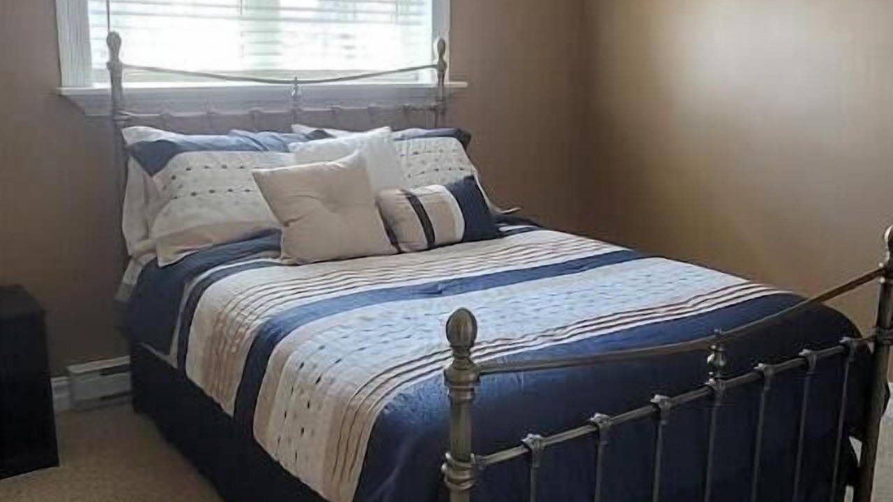 Photo of Bedroom in Lewisporte