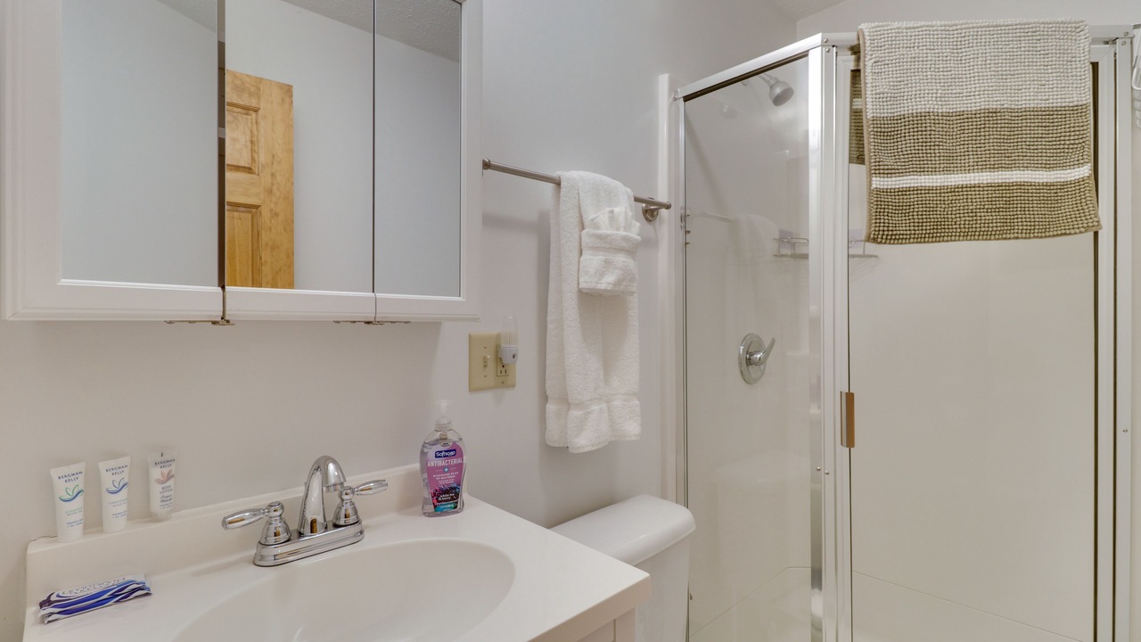 Photo of Bathroom in Edray