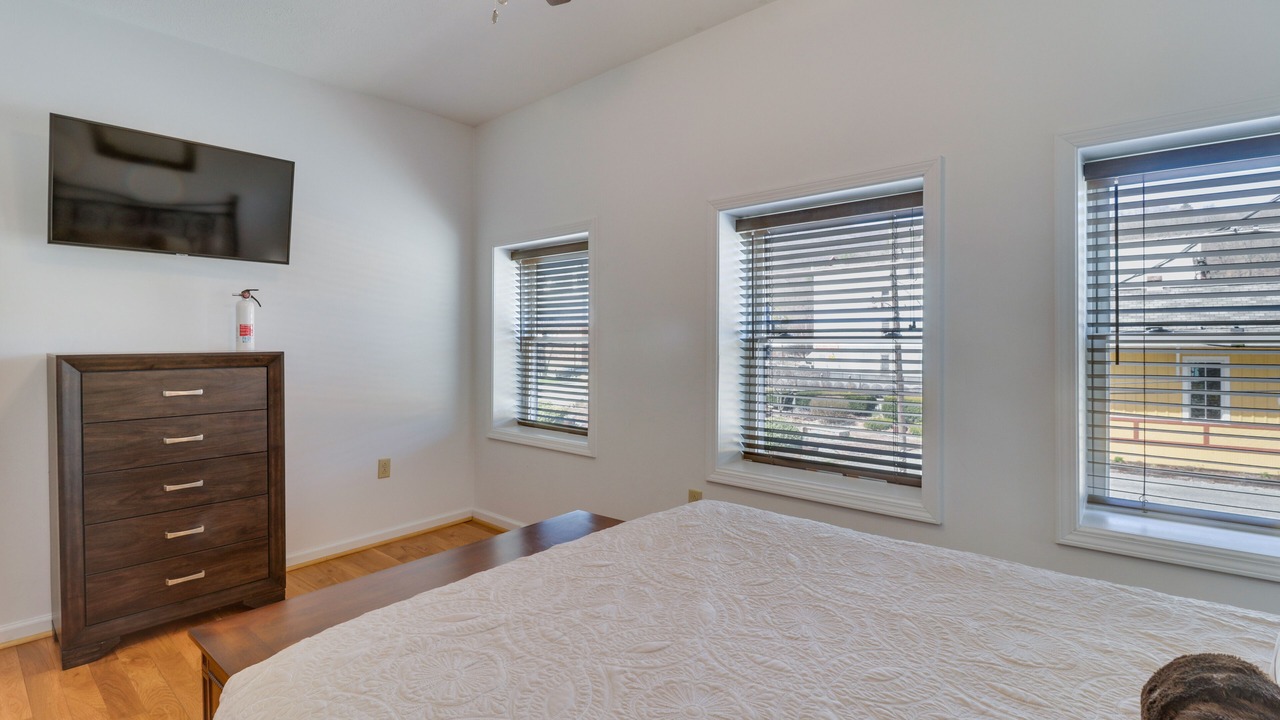 Photo of Bedroom in Edray