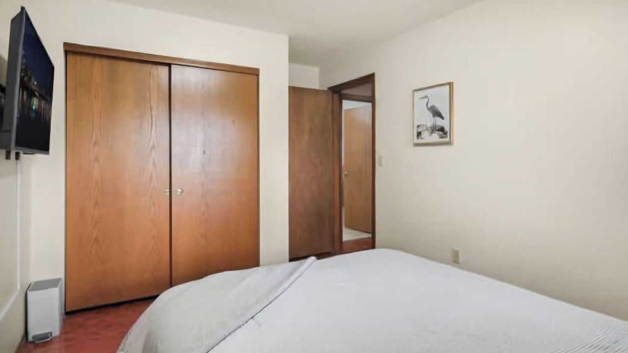 Photo of Bedroom in Marylhurst