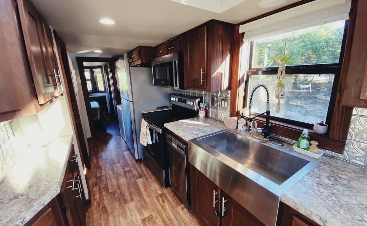 Photo of Kitchen in Annetta North