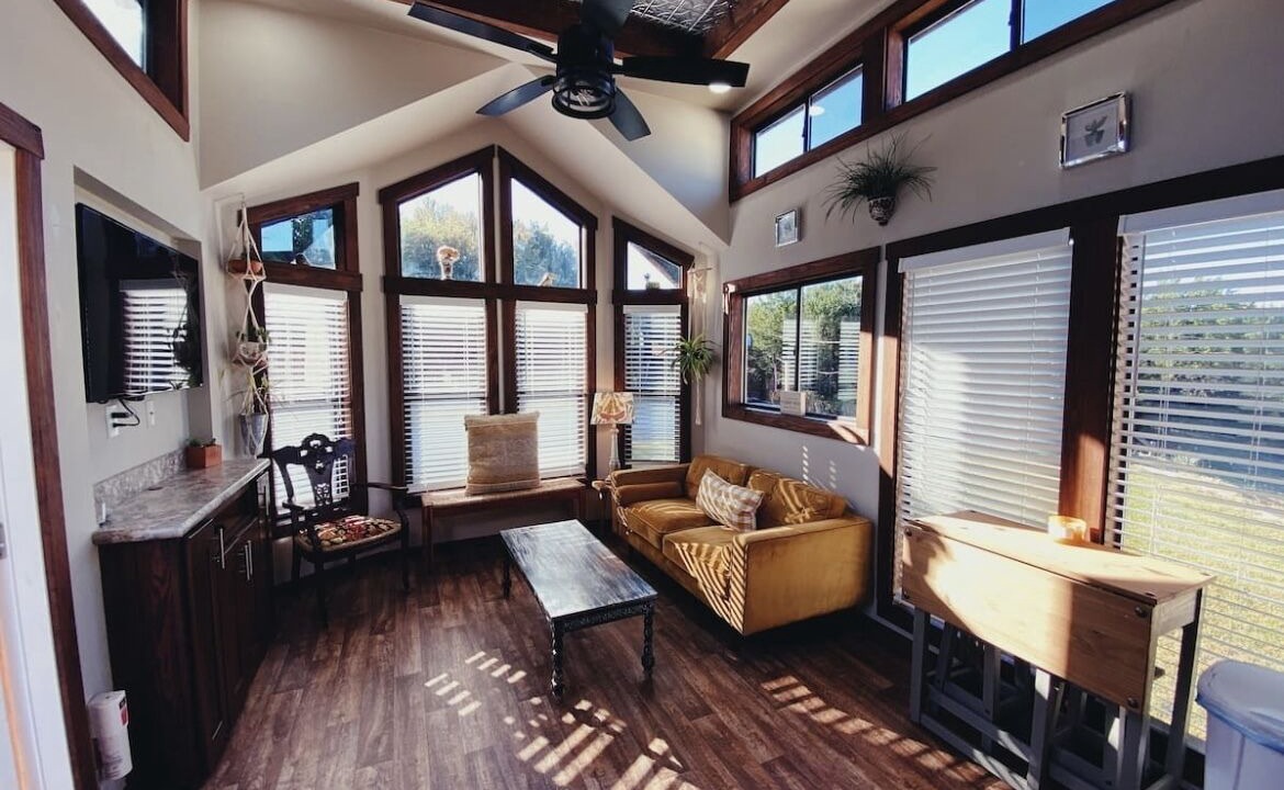 Photo of Livingroom in Annetta North