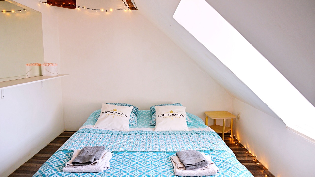 Photo of Bedroom in Chateau-Gontier