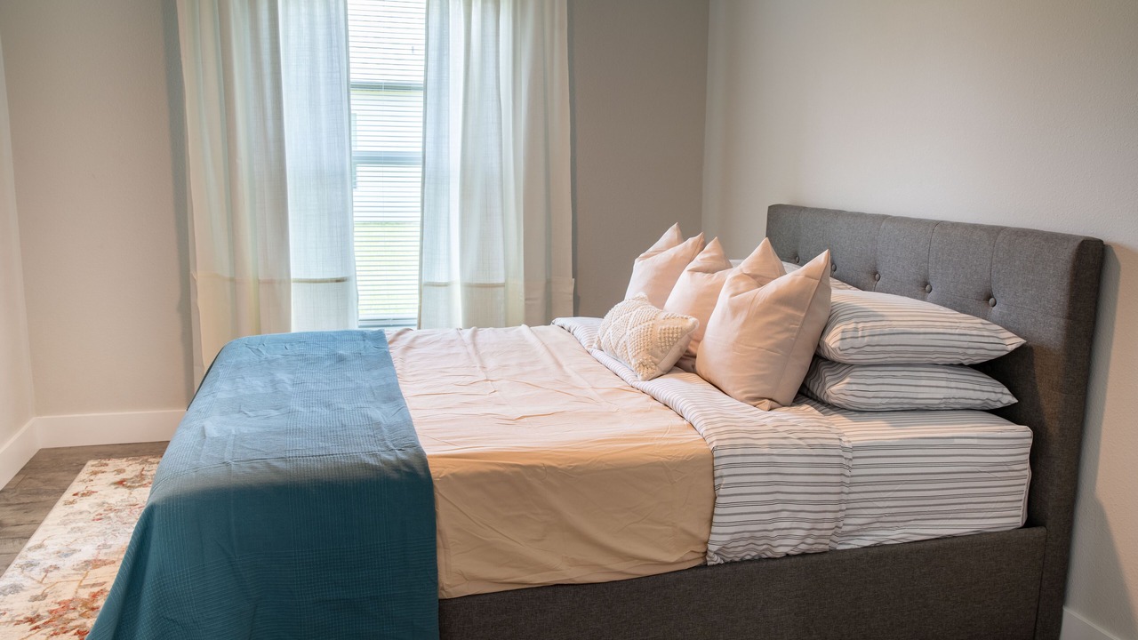 Photo of Bedroom in Warm Mineral Springs