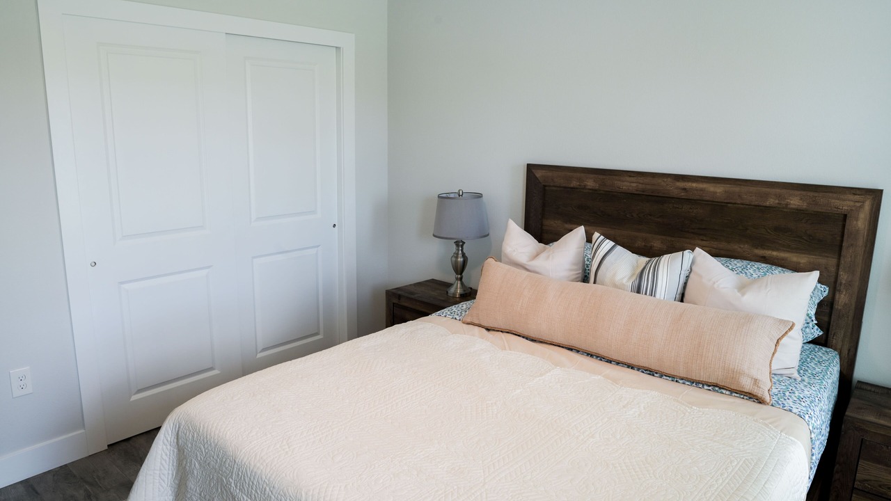 Photo of Bedroom in Warm Mineral Springs
